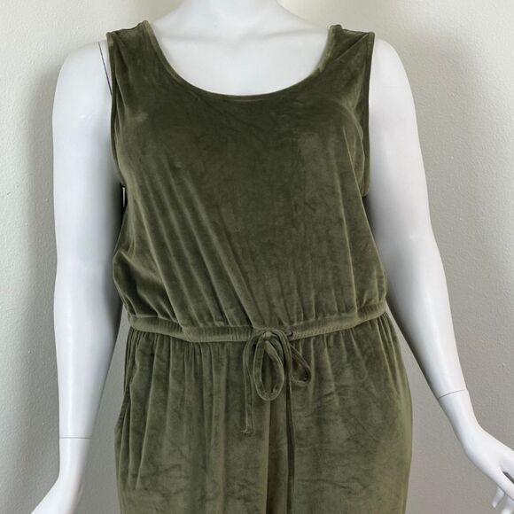 Derek Heart Womens Size 3X Green Velvet Tank Jogger Sleeveless NEW Jumpsuit - Picture 3 of 12